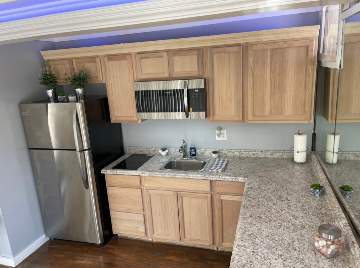 Apartment 12 bedroom flooring