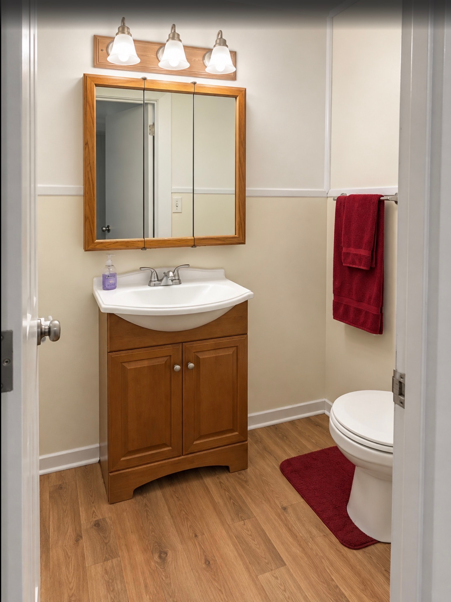 Apartment 4 photo 4