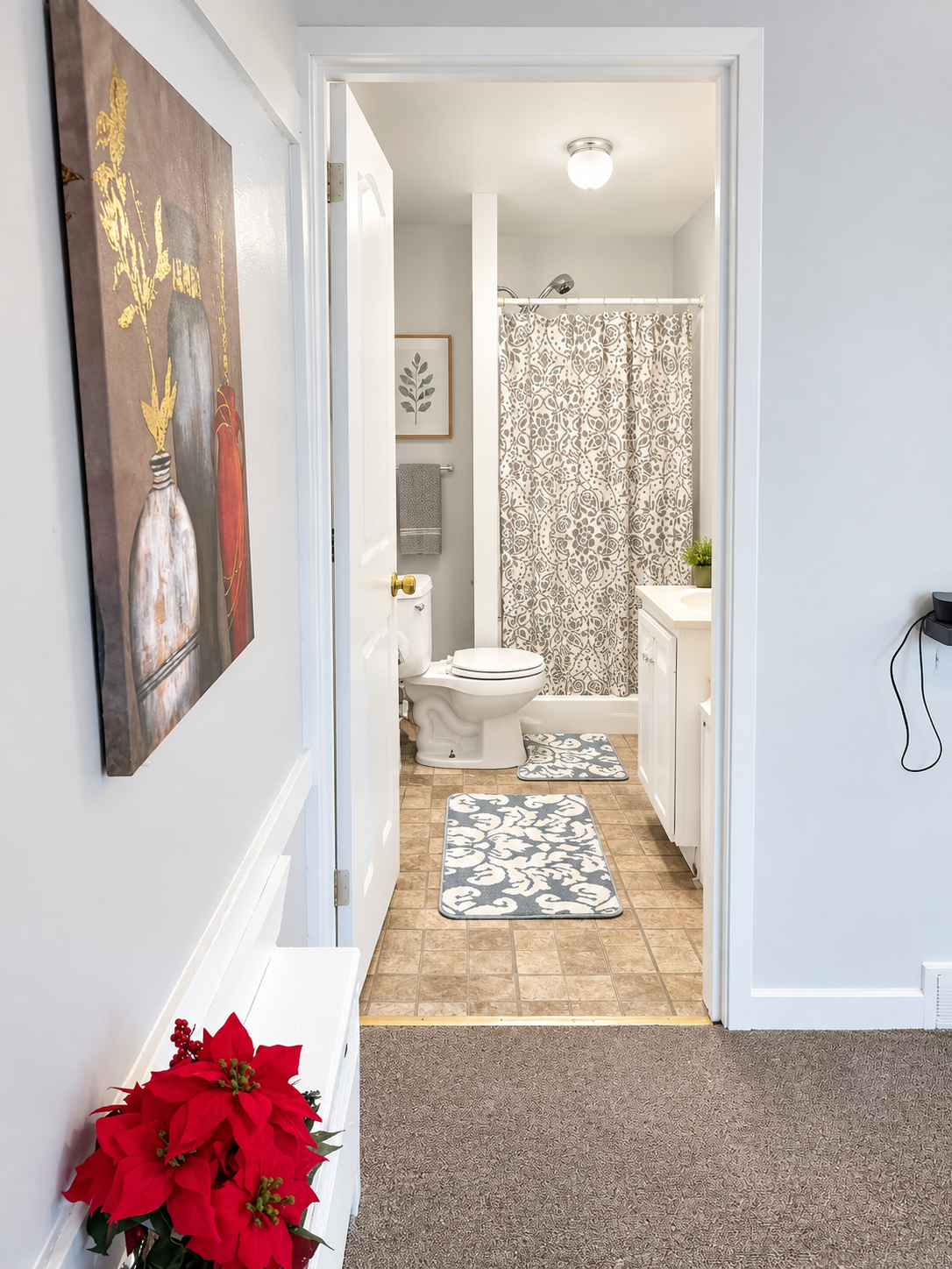 Apartment 5 photo 6