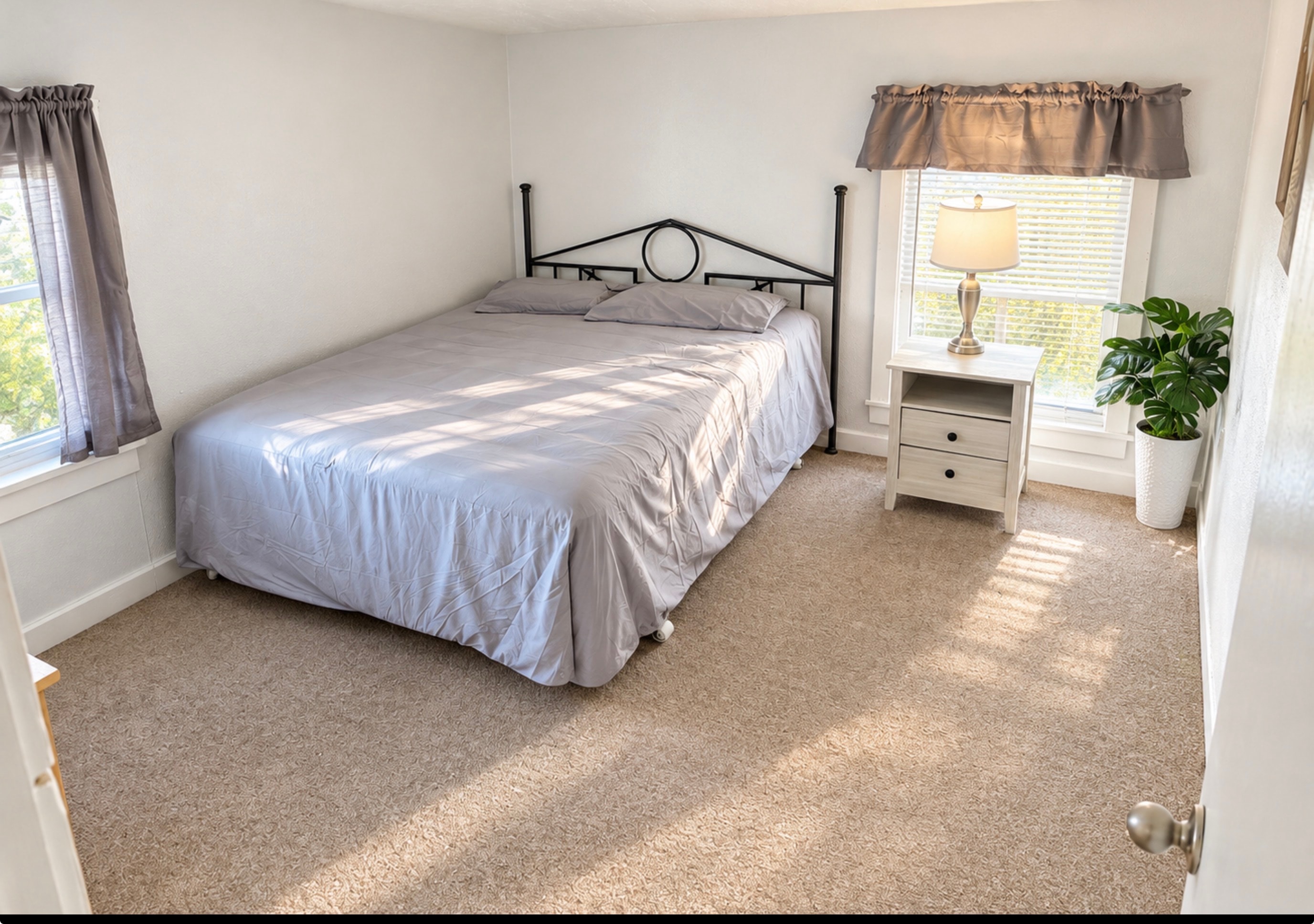 Apartment 8 photo 5