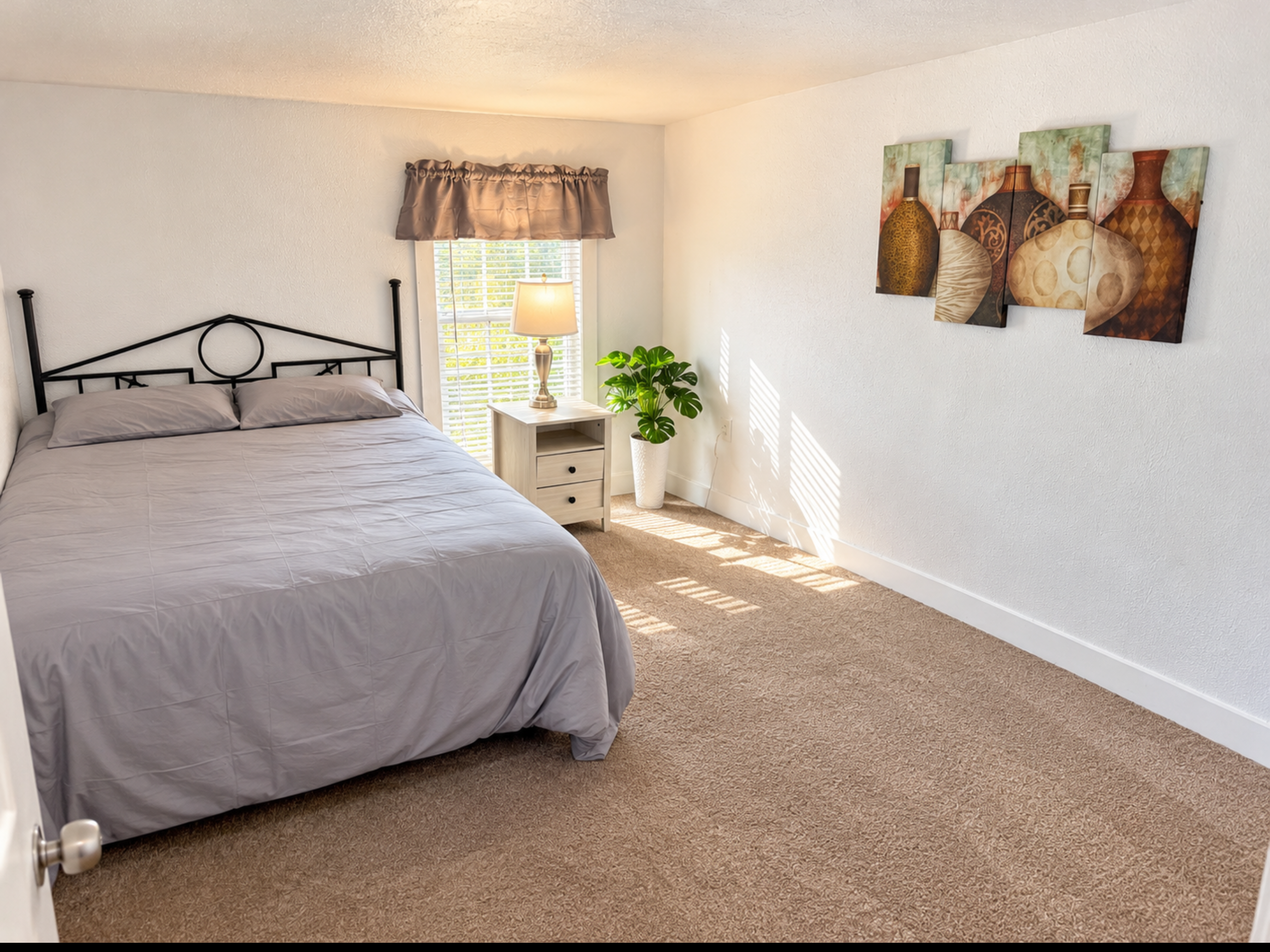 Apartment 8 photo 6